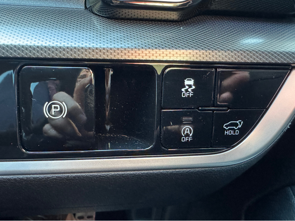2024 Kia Sportage - image 42