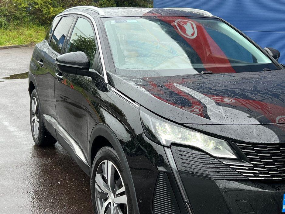 2021 Peugeot 3008 - image 13