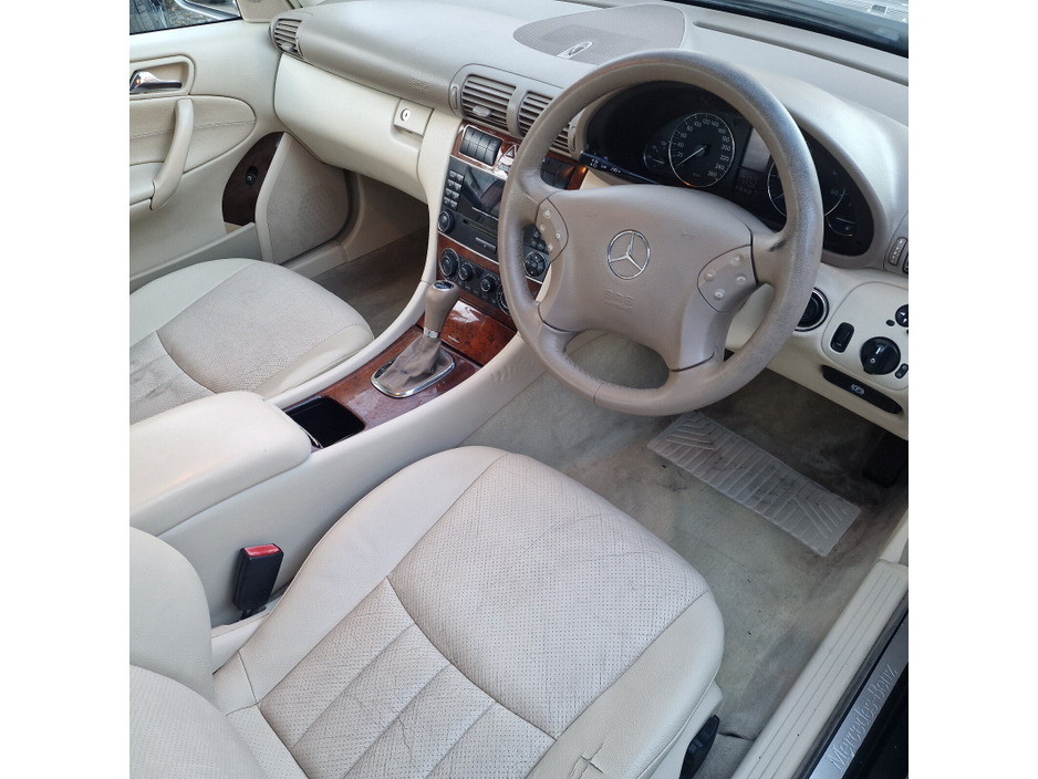 2006 Mercedes-Benz C Class C 180 Kompressor Classic A/T €3,450