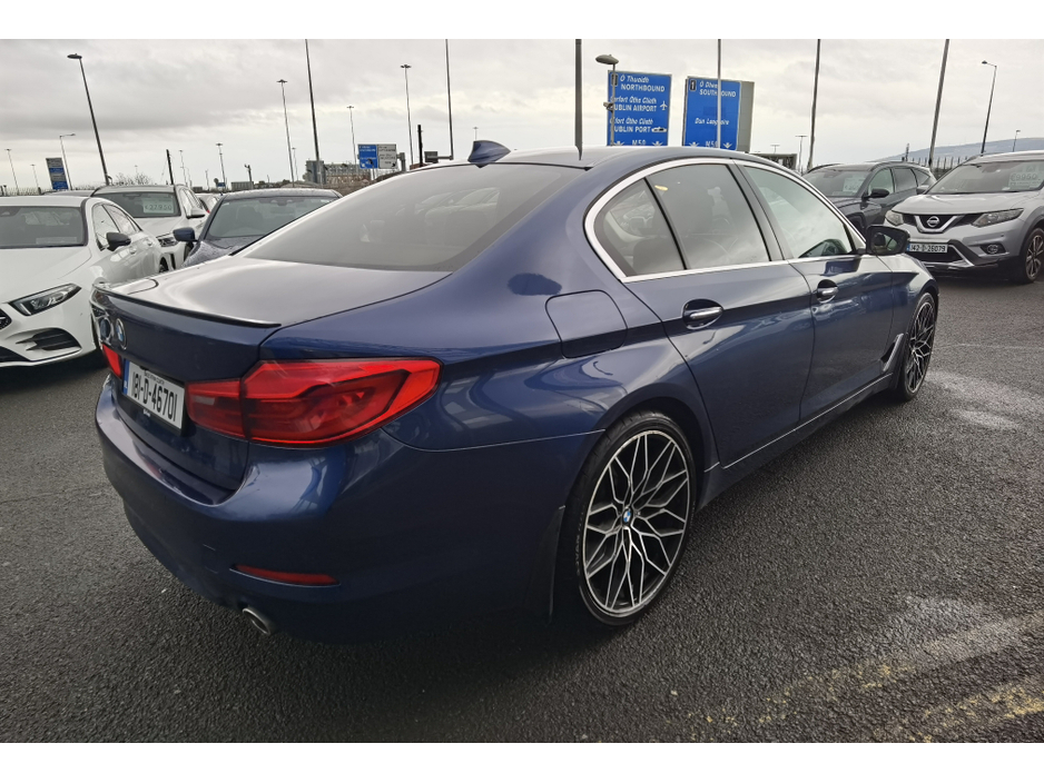 2018 BMW 5 Series - image 6