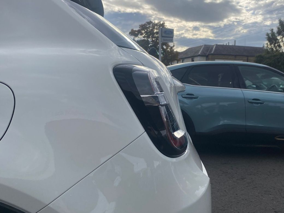 2026 Fiat 600 HYBRID 1.2 €28,995