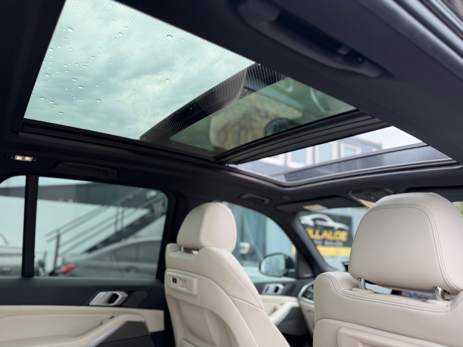 2019 BMW X5 - image 23