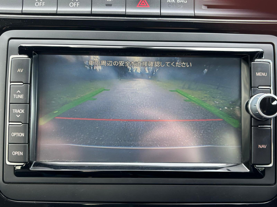 2014 Volkswagen Polo - image 14