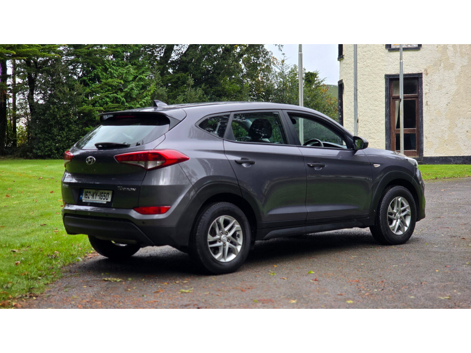 2016 Hyundai Tucson - image 4