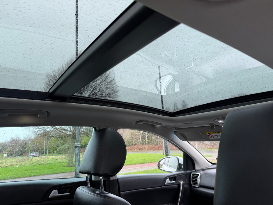 2016 Kia Sportage - image 13