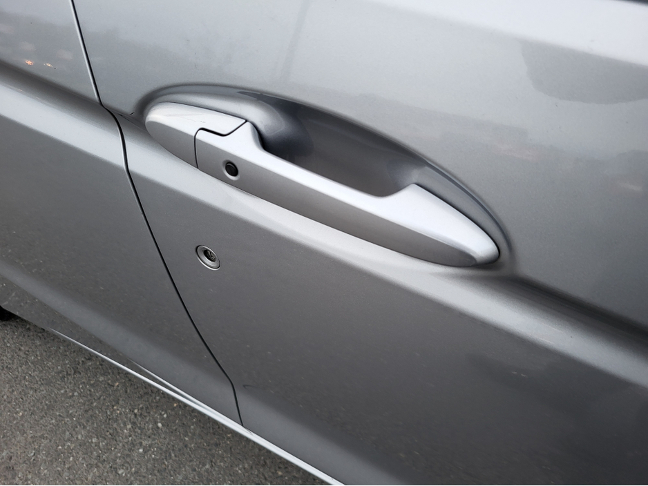 2019 Honda Fit - image 13