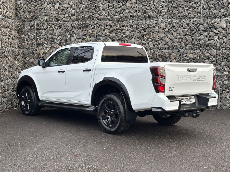 2025 Isuzu D-MAX V-CROSS DCB €48,851