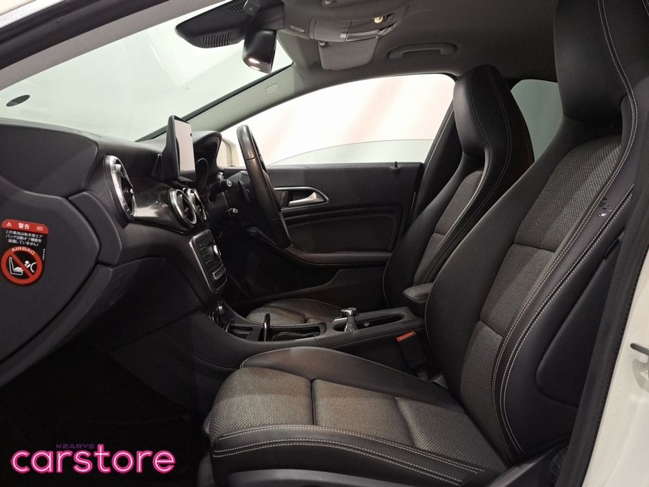 2017 Mercedes-Benz CLA Class - image 9