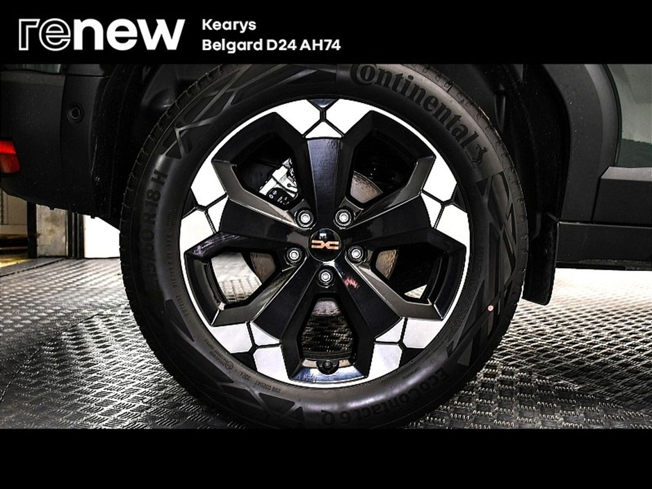 2025 Dacia Duster - image 9