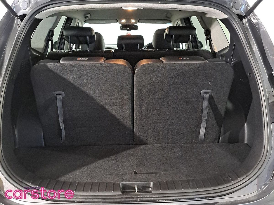 2019 Hyundai Santa Fe - image 19