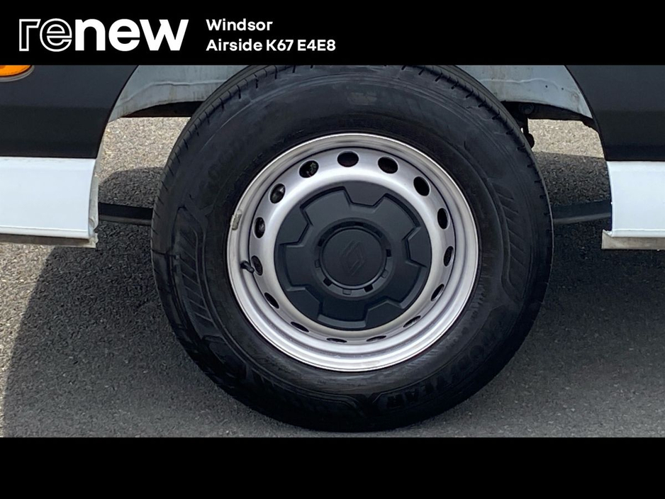 2025 Renault Master FWD LM35 Blue dCi 130 Advance €28,857