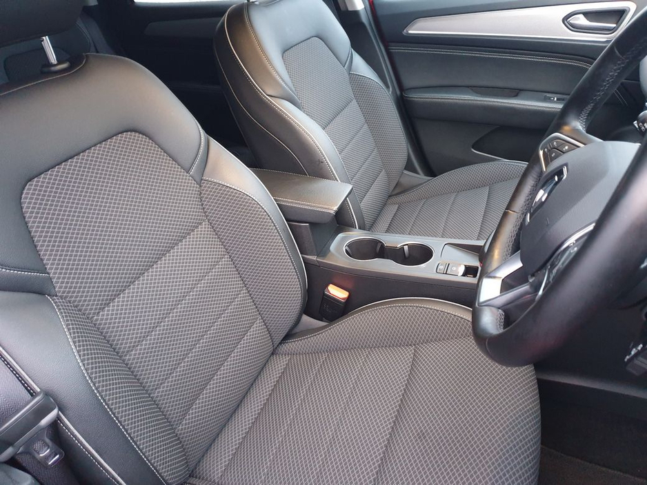 2022 Renault Arkana "S Edition" E-tech Hybrid 1.6 Petrol Automatic 145ps €21,995