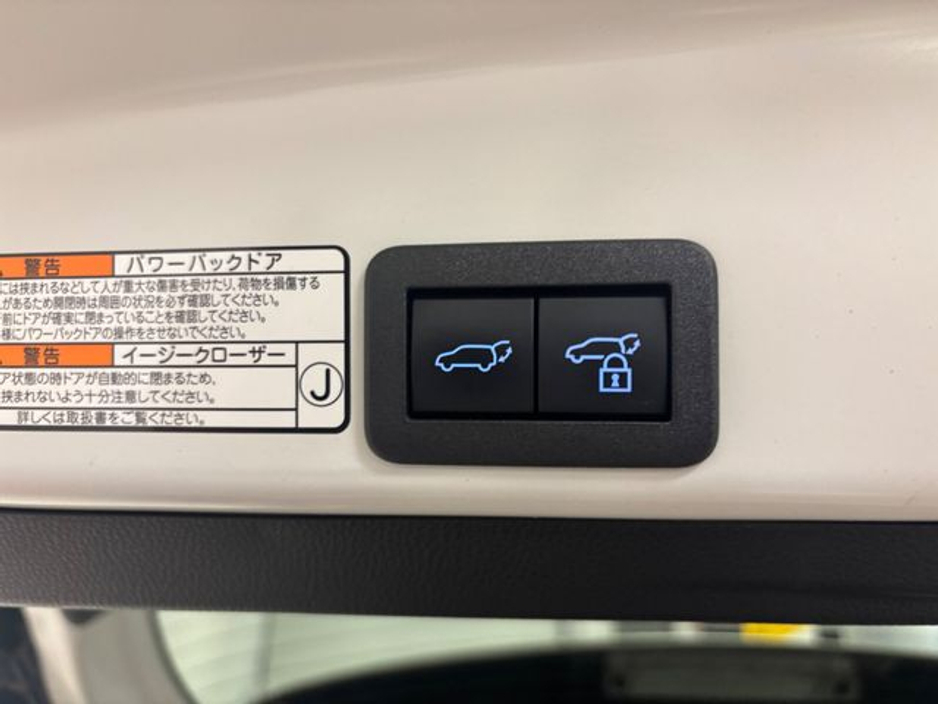 2021 Toyota Yaris Cross 1.5 Hybrid CVT Luna Sport €21,750