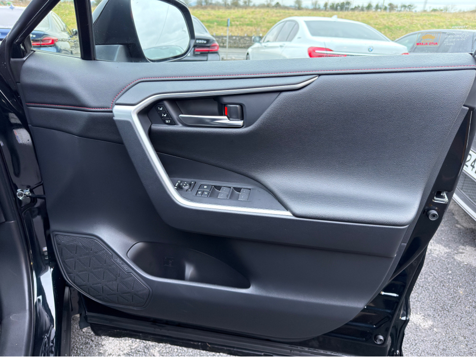 2024 Toyota Rav4 4X4 PHEV - Platinum Modelista - New model €48,940