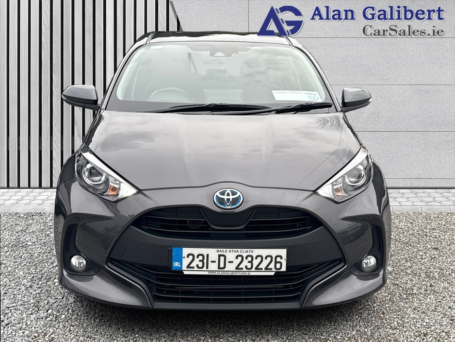2023 Toyota Yaris 1.5 HYBRID LUNA  AUTO €18,995