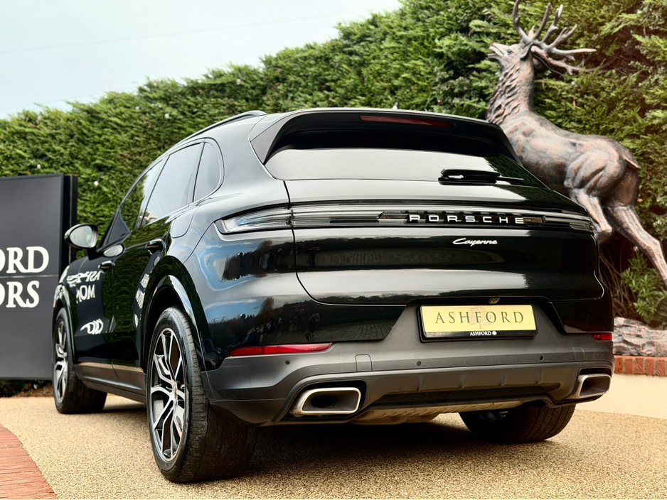 2024 Porsche Cayenne E-HYBRID 5DR AUTO €102,950