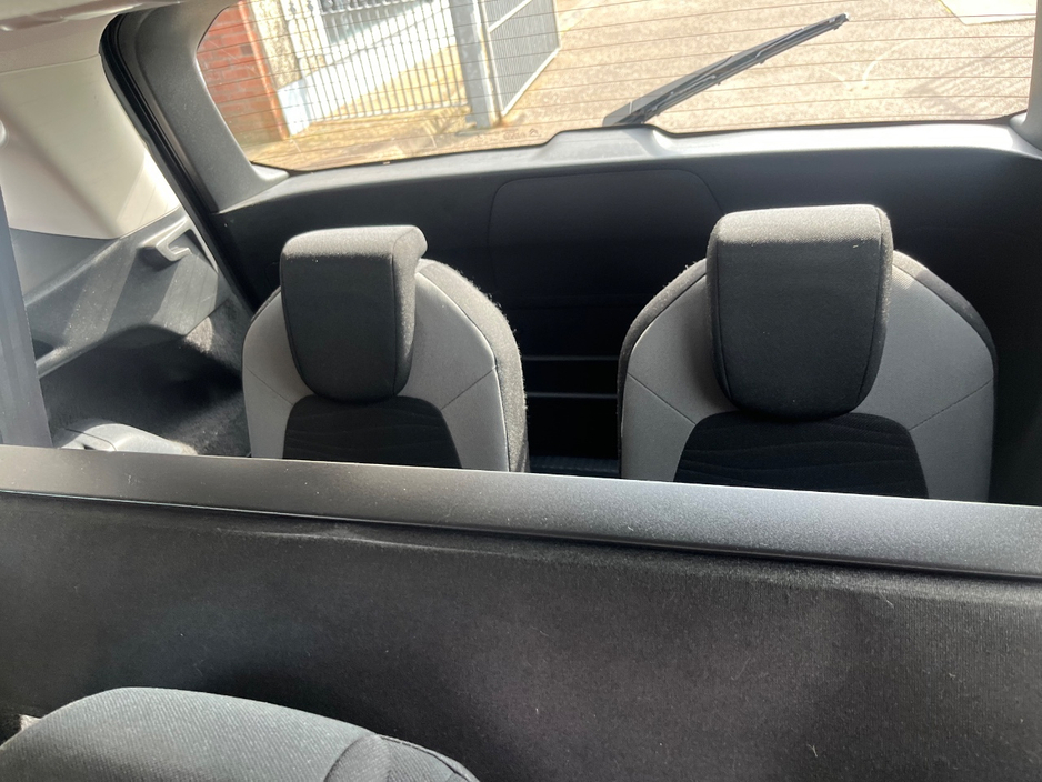 2016 Citroen C4 Picasso - image 7