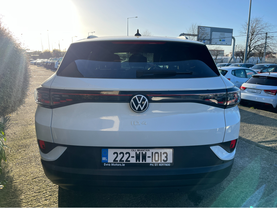 2022 Volkswagen ID.4 - image 7