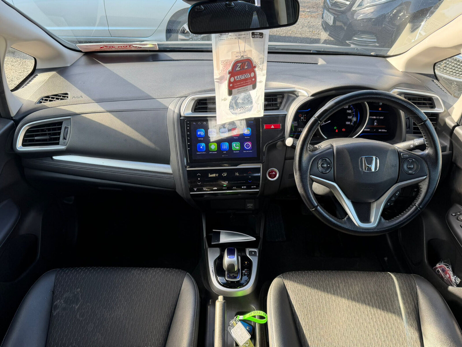 2015 Honda Fit - image 17