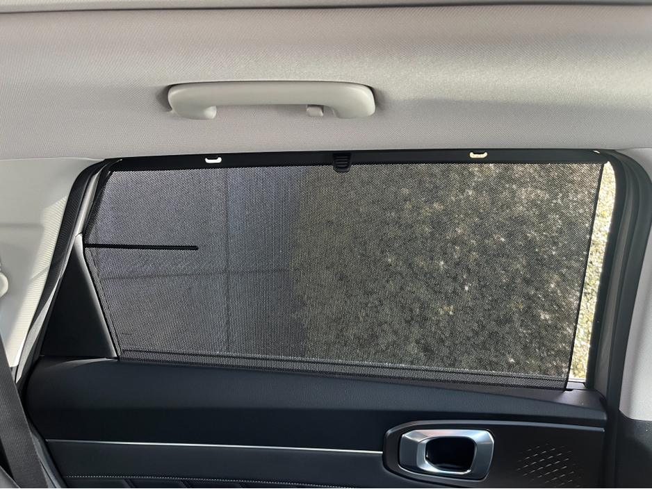 2025 Kia Sorento - image 13