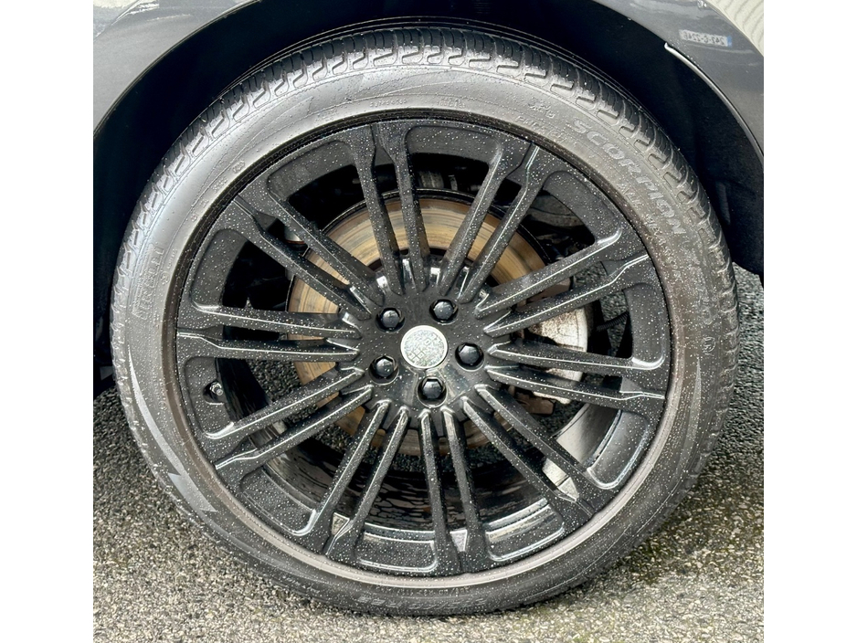 2023 Land Rover Range Rover - image 25