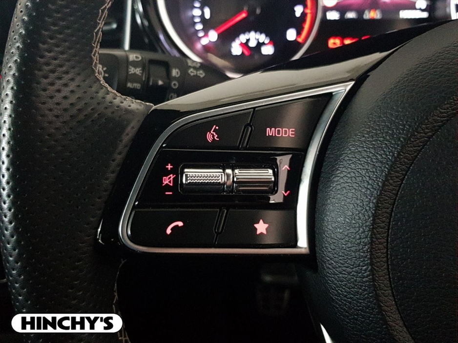 2025 Kia Ceed - image 17