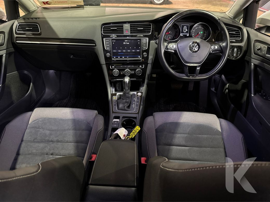 2017 Volkswagen Golf - image 15