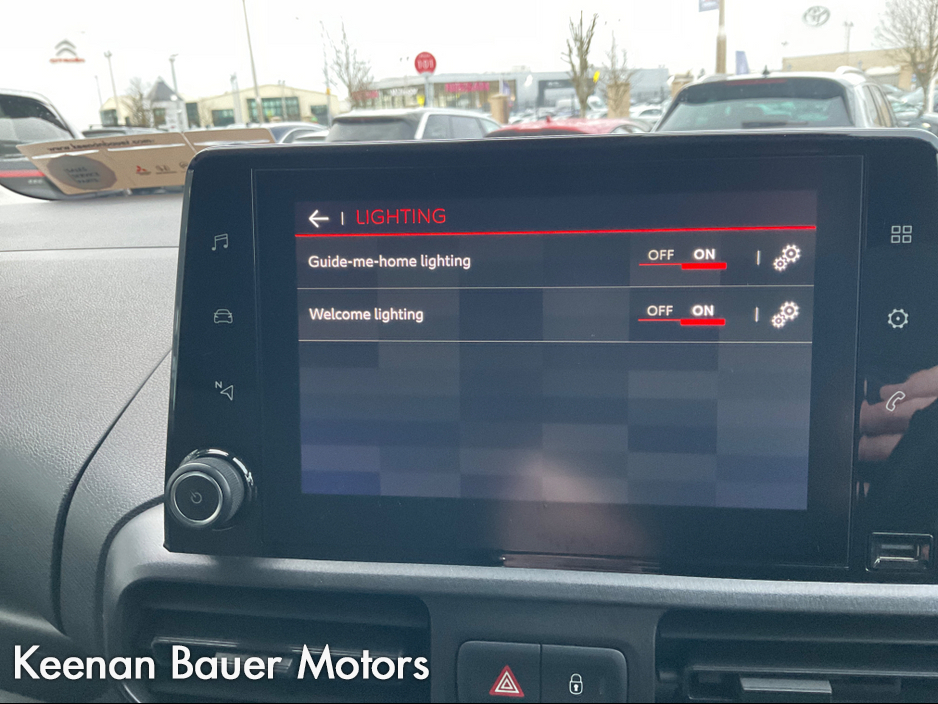 2020 Citroen Berlingo - image 21