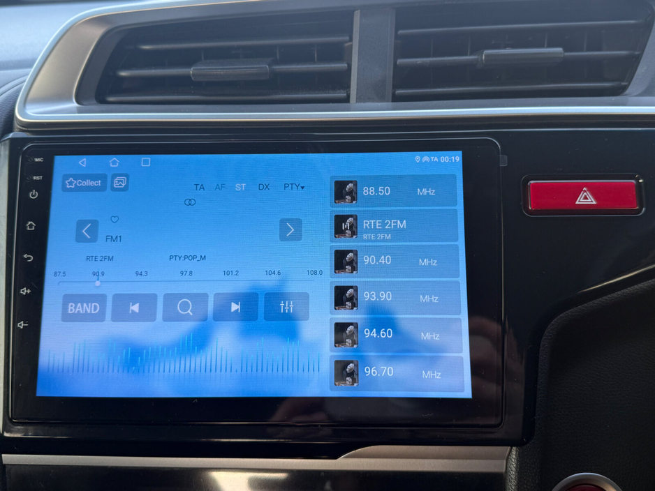 2017 Honda Fit - image 15