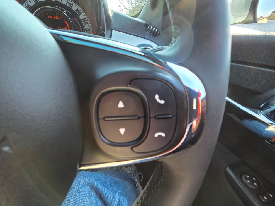 2024 Fiat 500 - image 24