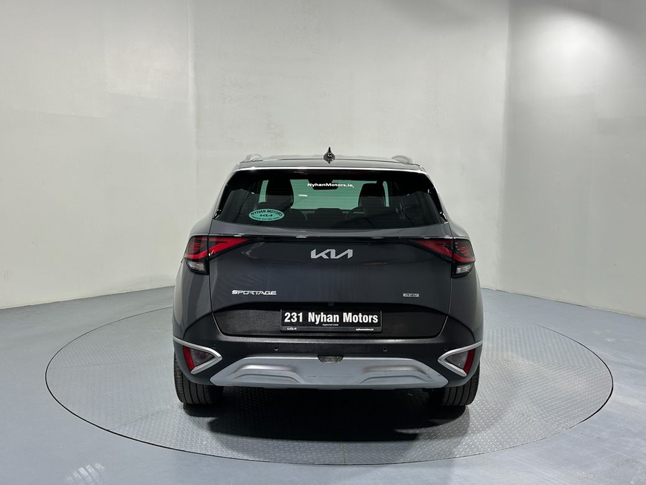 2023 Kia Sportage - image 6