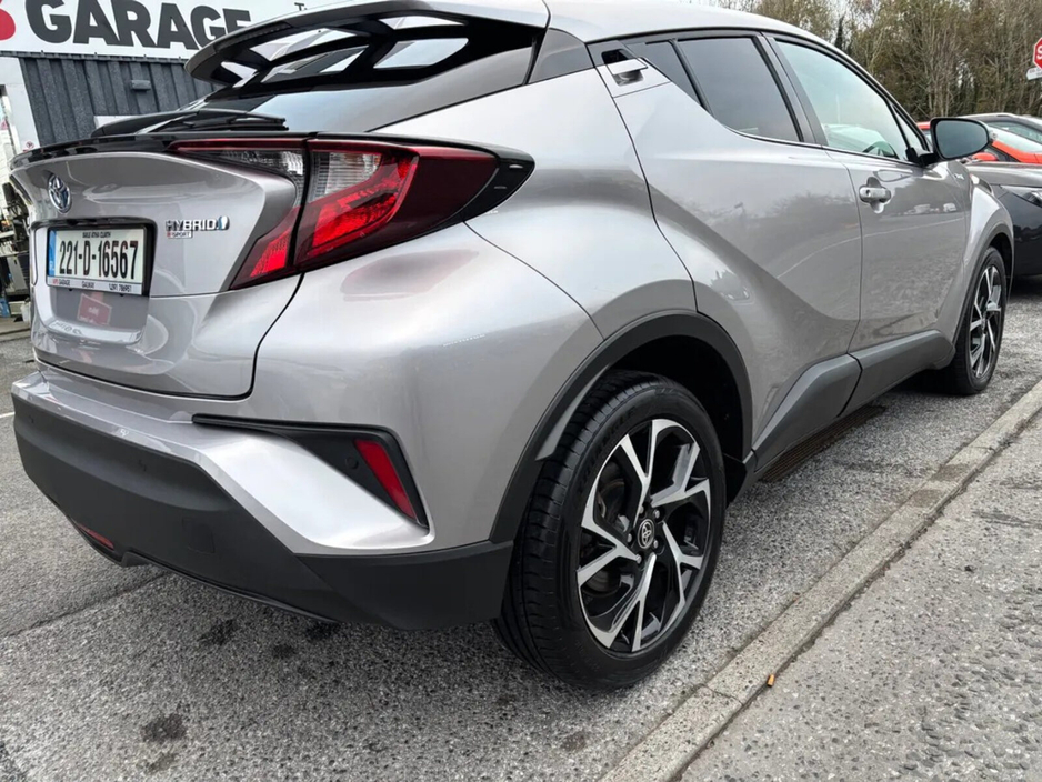 2022 Toyota C-HR 1.8 HYBRID SPORT BITONE €22,950