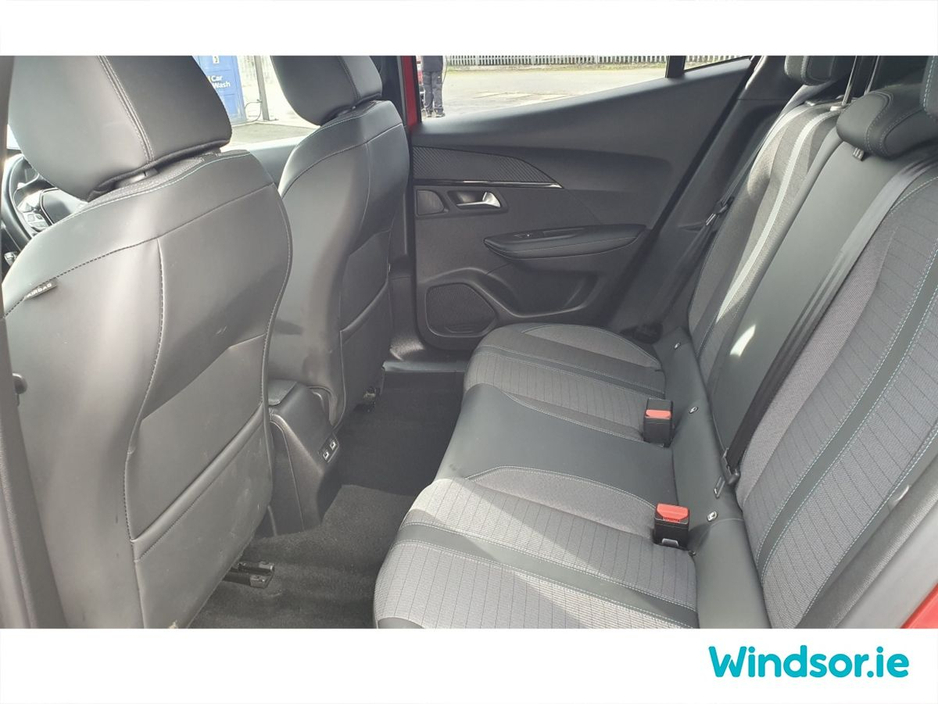 2021 Peugeot 2008 - image 8