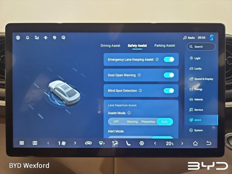 2024 BYD Dolphin - image 18