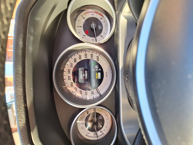 2014 Mercedes-Benz E Series 300 BLUETEC HYBRID AV AVANTGARDE 4DR A €14,000