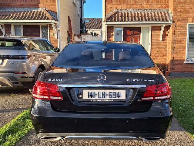 2014 Mercedes-Benz E Series 300 BLUETEC HYBRID AV AVANTGARDE 4DR A €14,000