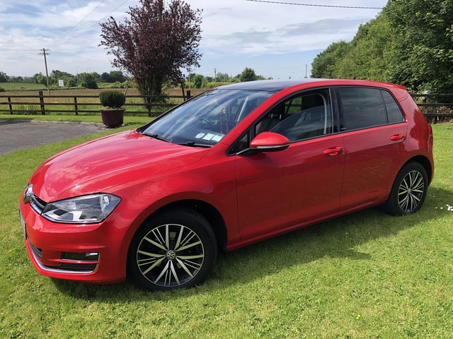 2017 Volkswagen Golf - image 4