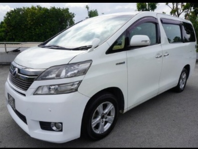 2014 Toyota Vellfire HYBRID 2.4X E-4WD 5DR AUTO €24,300