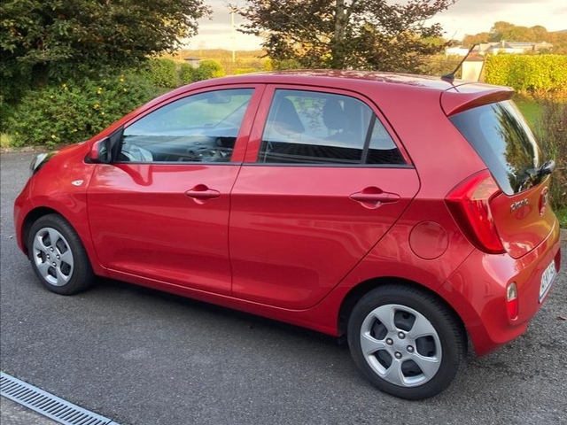 2014 Kia Picanto LX 4DR €7,500