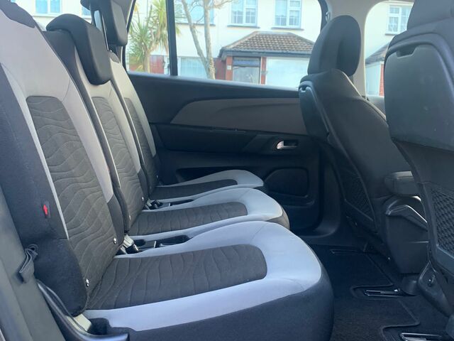 2015 Citroen Grand C4 Picasso 1.6 BLUE HDI 1 120 VTR+ 5DR €14,500