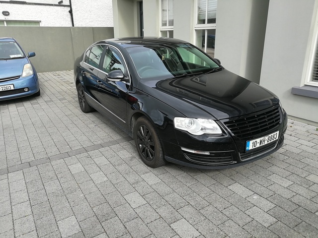 2010 Volkswagen Passat 2.0 TDI HIGHLINE €4,200