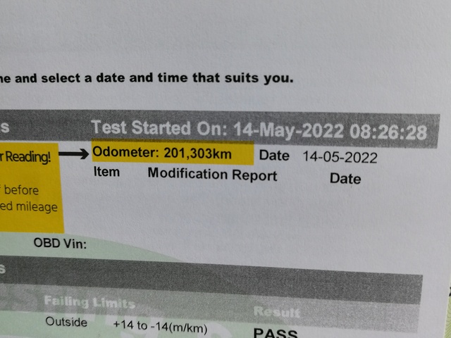 2010 Volkswagen Passat 2.0 TDI HIGHLINE €4,200