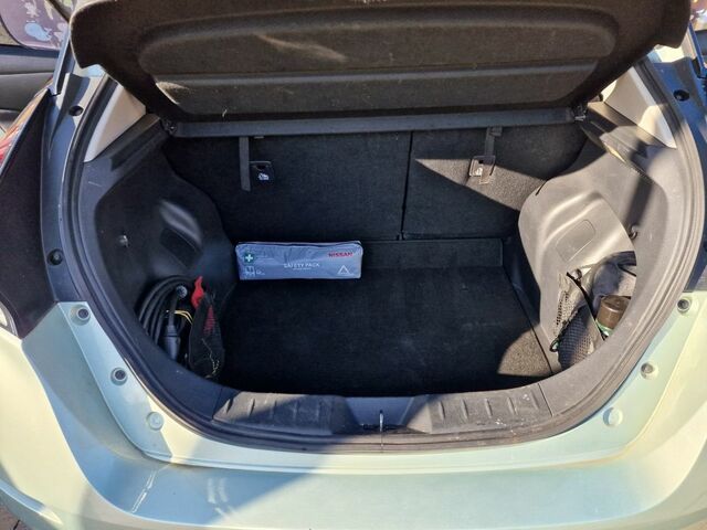 2018 Nissan Leaf 40K EV SV PREMIUM LAUNCH ED T 40KW €8,200