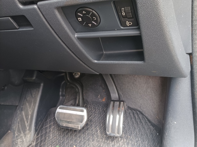 2011 Peugeot 5008 1.6 HDI EXCLUSIVE 112 HP 5 5DR AUTO €5,000