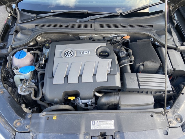 2014 Volkswagen Jetta COMFORTLINE 1.6 TDI MANUAL 5SPEED 105HP 4DR €8,750