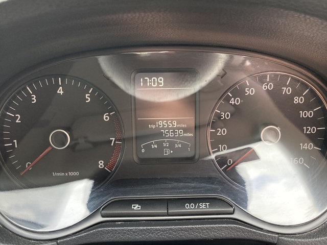 2011 Volkswagen Polo 1.2 S 60PS 5DR €5,500