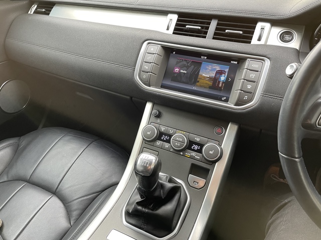 2019 Land Rover Range Rover Evoque - image 7