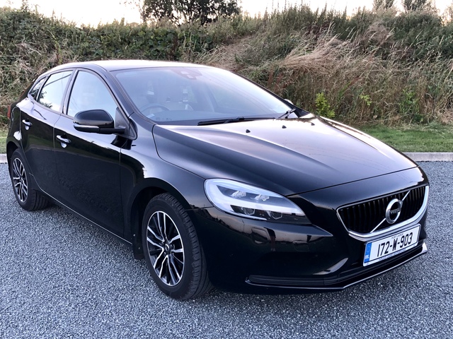 2017 Volvo V40 D2 MOMENTUM ED 5DR €18,995