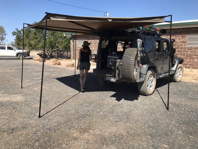 2017 Chrysler Wrangler - image 4