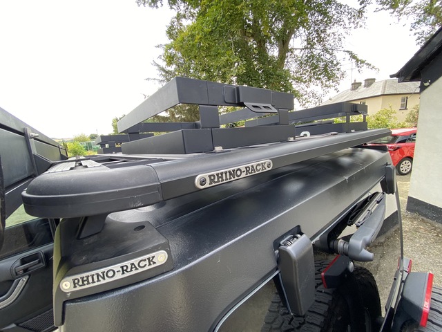 2017 Chrysler Wrangler - image 5